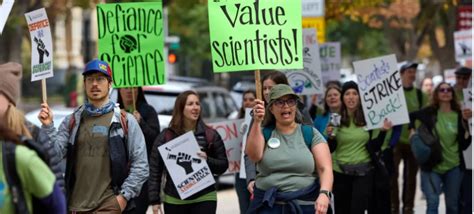 California State scientists strike, demand equal pay